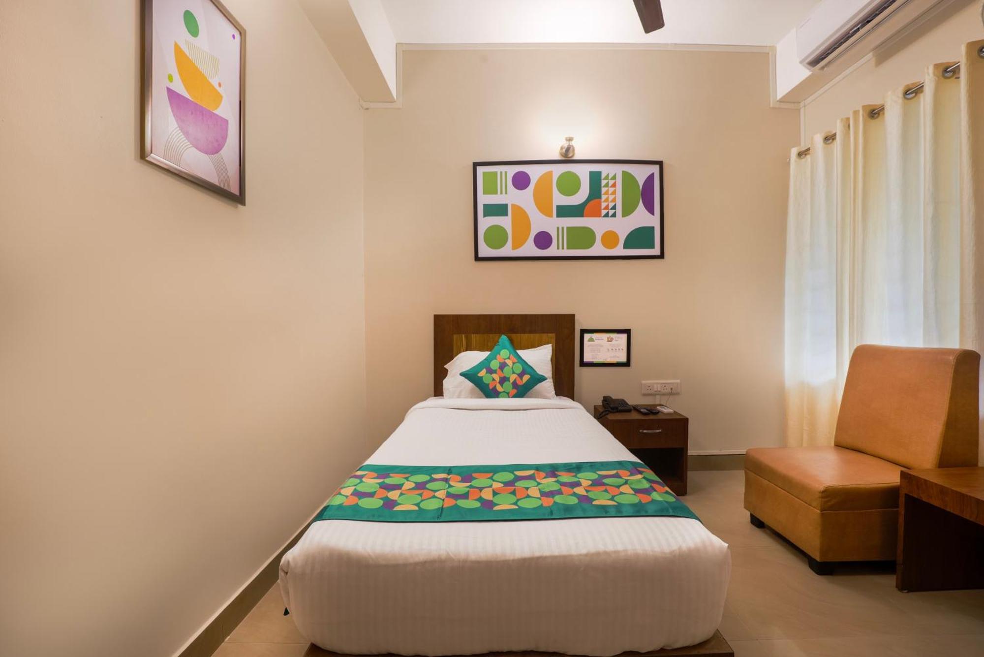 Treebo Urban Oasis Inn Guwahati Eksteriør billede