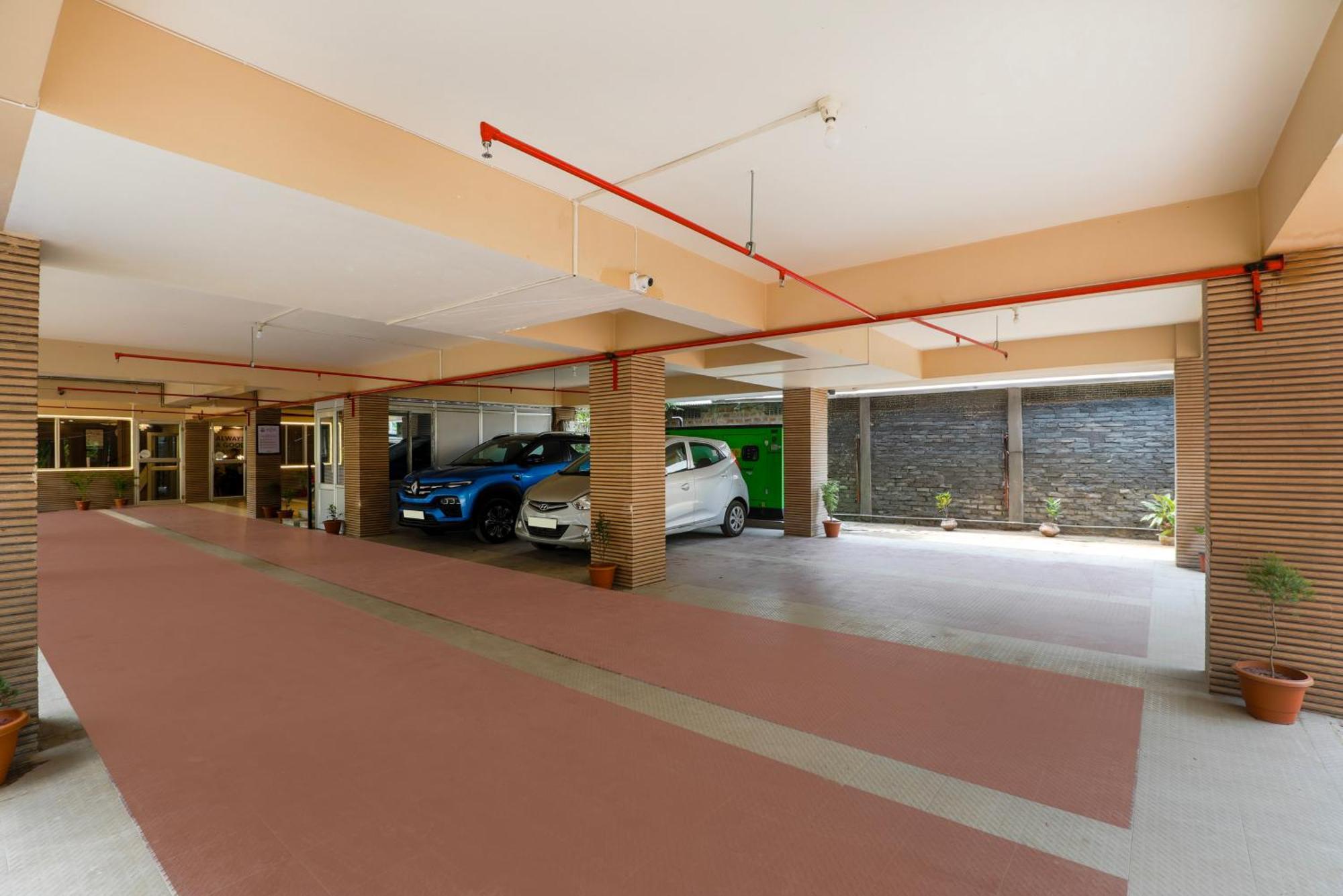 Treebo Urban Oasis Inn Guwahati Eksteriør billede