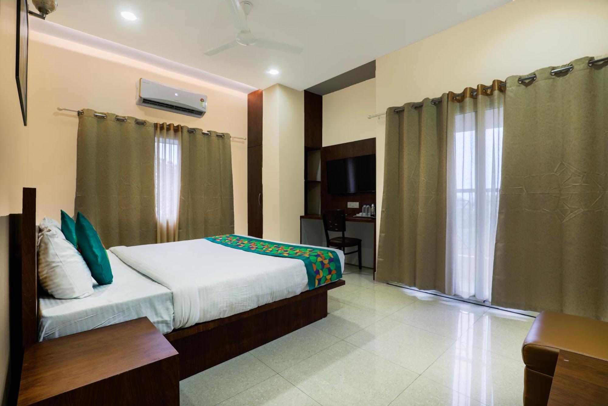 Treebo Urban Oasis Inn Guwahati Eksteriør billede